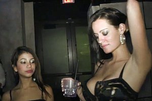 男人日女人逼的视频 Porn