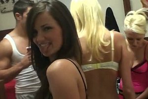 Jizztube1 Porn