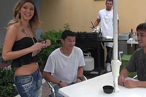 Hd法国骚妇内射 Porn