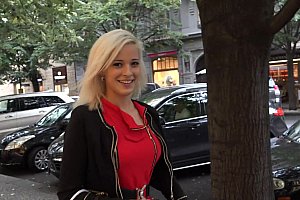 欧美妇女大乱交 Porn